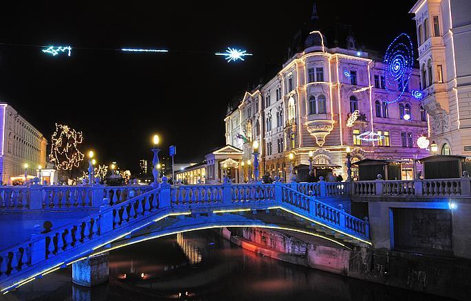 CHRISTMAS IN LJUBLJANA CHRISTMAS IN LJUBLJANA is marked with the decoration of town buildings, streets and
