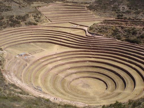 Day 2: MARAS - MORAY Breakfast Pick-up at your hotel at around 8h30am Visit of the archaeological complex of MORAY This is a unique archaeological complex with giant natural holes on the land s