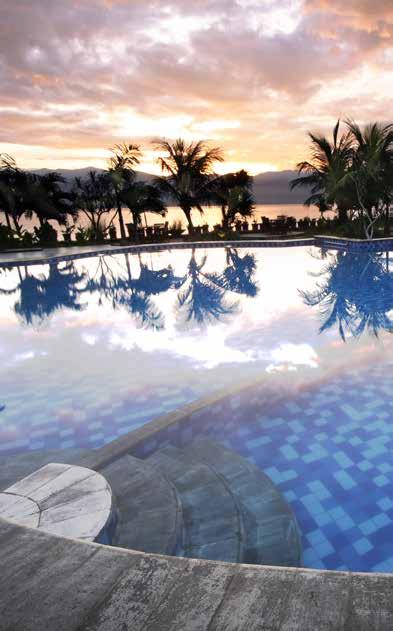 sulawesi A business hotel with the ambience of a resort, blends the comforts of modern accommodation with the beauty of natural surroundings: the gorgeous Palu Bay.