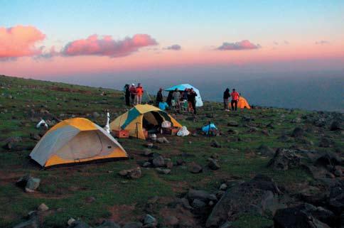Na Ararat Vzpon na najvišjo goro Turčije (5165 m) in Aljoša Dornik Boris mi je dve leti neutrudno govoril: ''Daj, gremo na Ararat!