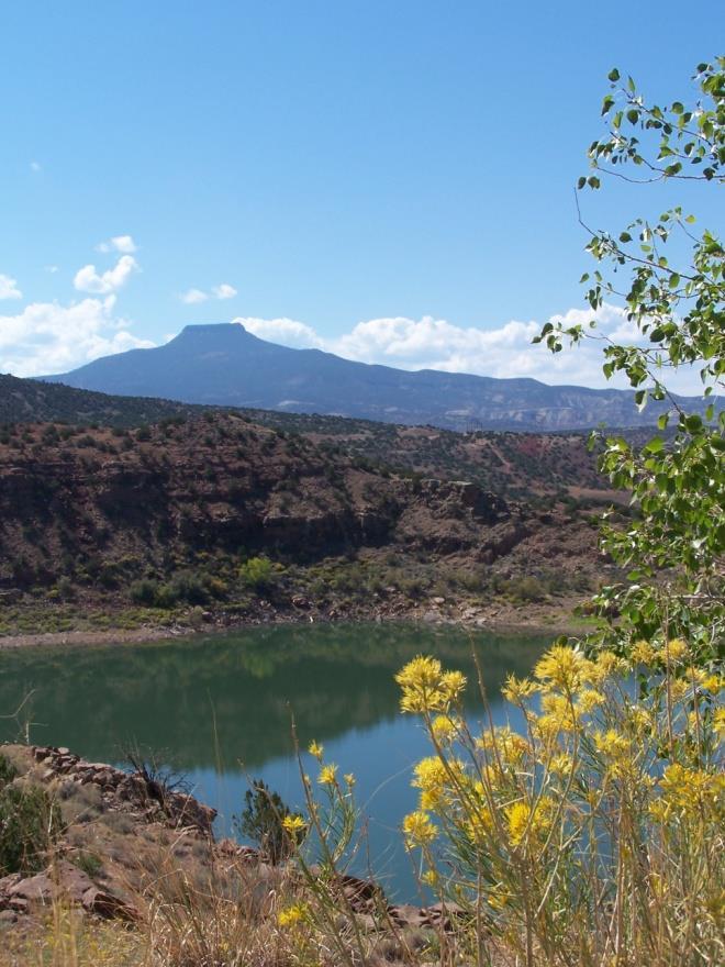 LAKES, RESERVOIRS, AND STATE PARKS The Northern Rio Grande National Heritage Area includes numerous lakes and state parks.