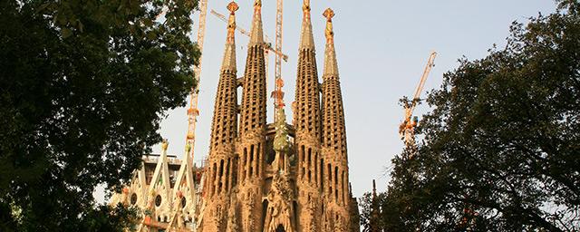 Adventures By Disney Itinerary: Day 2 Privately Guided Tour of La Sagrada Familia This church is one of Gaudí's most famous designs.