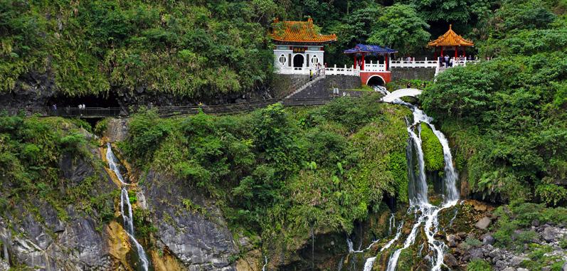 The itinerary 10 day Best of Taiwan standard itinerary Day 1 Australia Taipei Today you ll fly from Sydney to Taipei with China Southern Airlines.