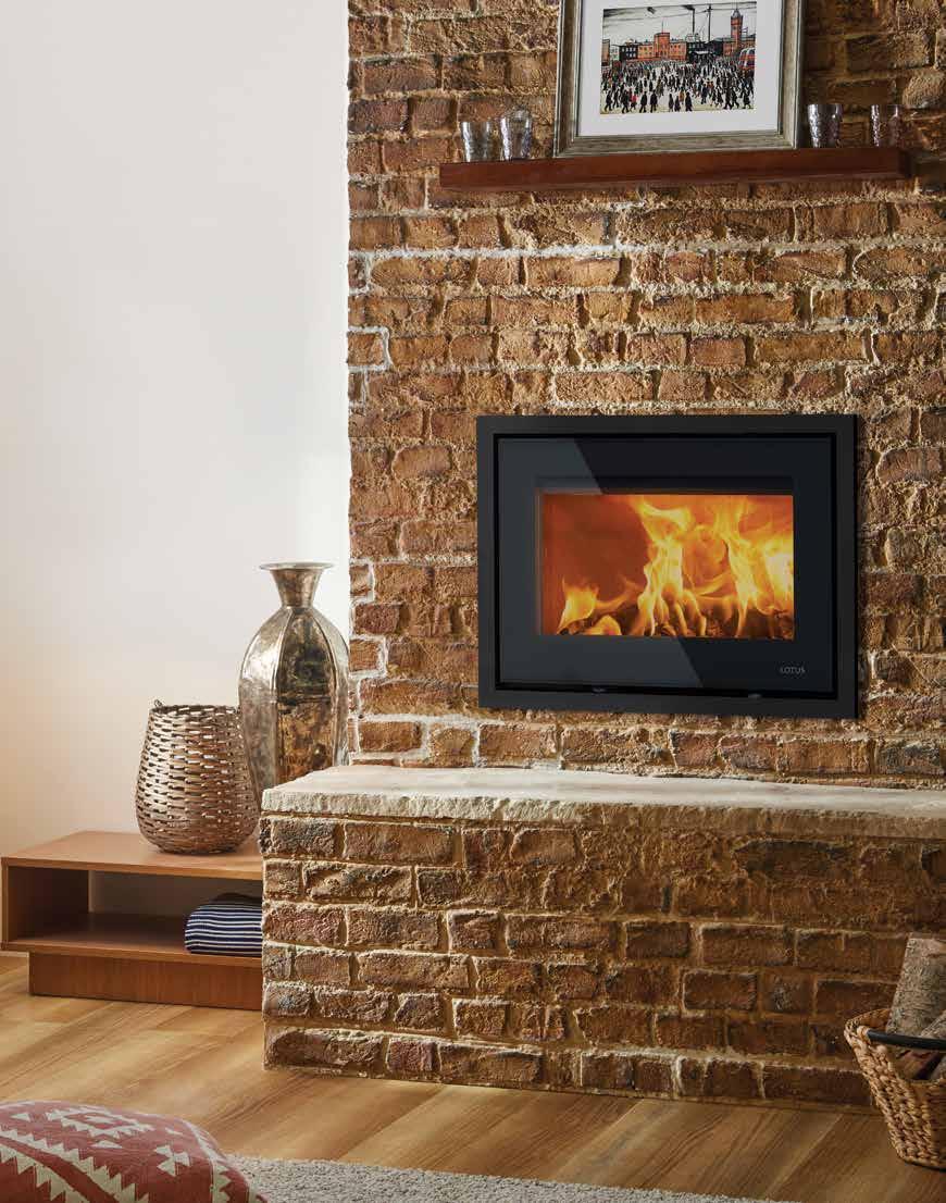 Lotus Unico 10 CONTEMPORARY ELEGANCE The single sided Unico 10 offers stunning flame visuals thanks to its advanced combustion systems.