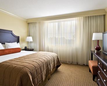 Our hotel near Tampa offers all-suite, upscale