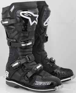 Alpinestars exclusive high grip, dual density rubber outsole includes footpeg area which is reinforced with hard polymer compound for durability and comfort.