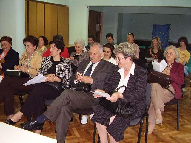 Javna tribina "Od Zakona do stvarne ravnopravnosti" Javna tribina je održana 26. aprila 2006.