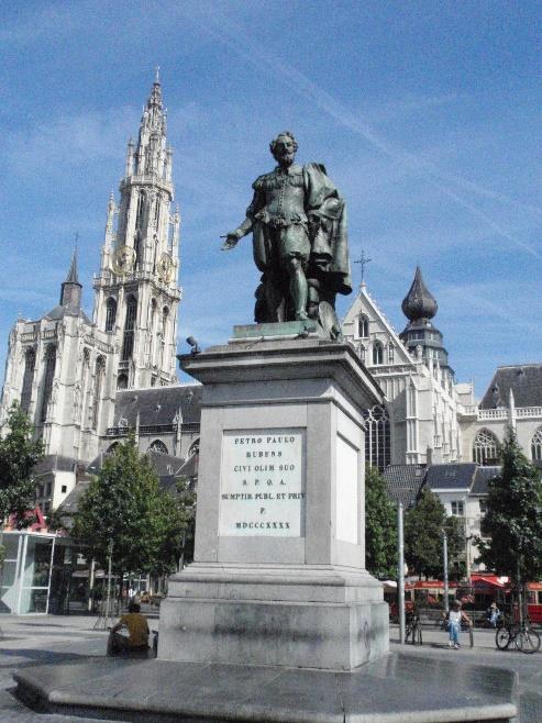 Antwerp is the second largest city of Belgium, and the largest city of the Flemish region. The city itself has half a million inhabitants, the metropolitan area about 1,2 million.