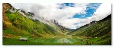 The epic Lake Saiful Muluk. It is located at the northern end of the Kaghan Valley (34 ã52 ä37.34 ån 73 ã41 ä37.
