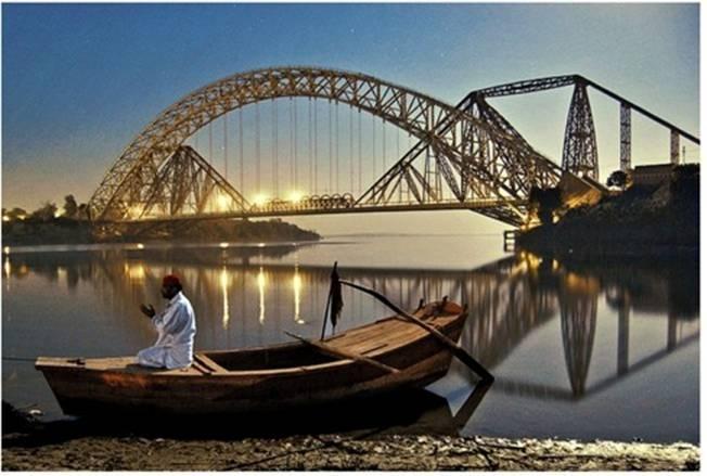 Lansdowne Bridge of Rohri, Pakistan.