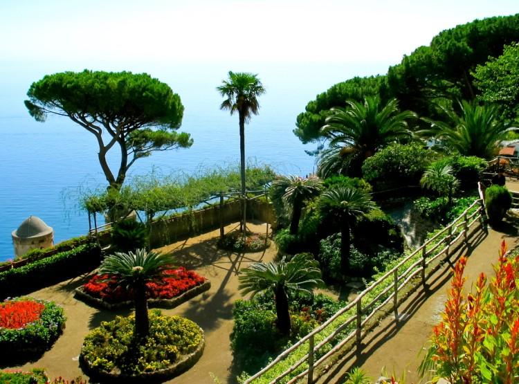 The first stop will be in Positano where you will have time to explore on your own.