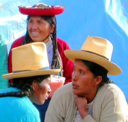 We will receive a warm welcome from the locals, including typical dances and music, see Andean families at home and share their daily tasks.