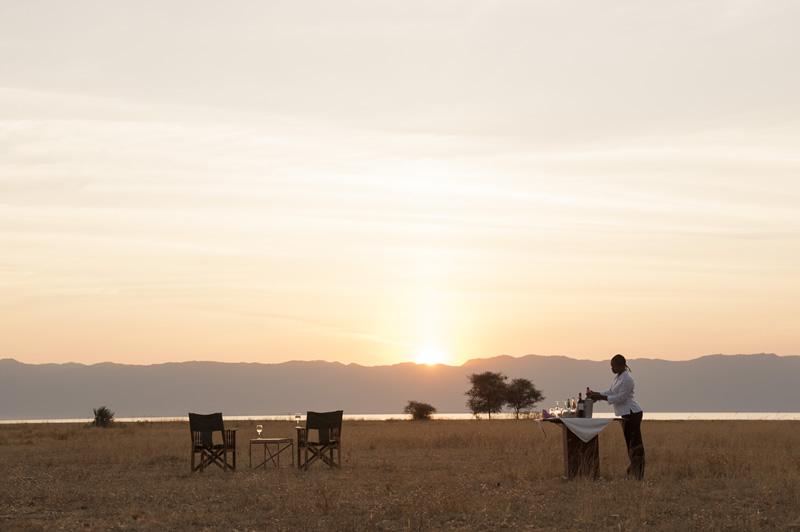 Maramboi Tented Camp offers permanent camp facilities and endless vistas of rolling golden grasslands and palm lined desert between Tarangire and Manyara Lake.