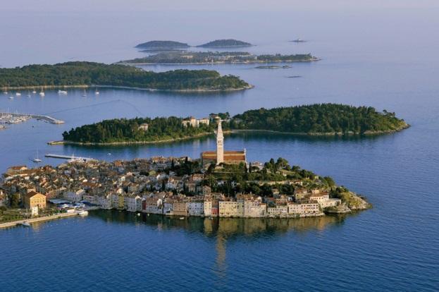 The residents of Rovinj uphold their history and tradition, they know it well, and they like to discuss it.