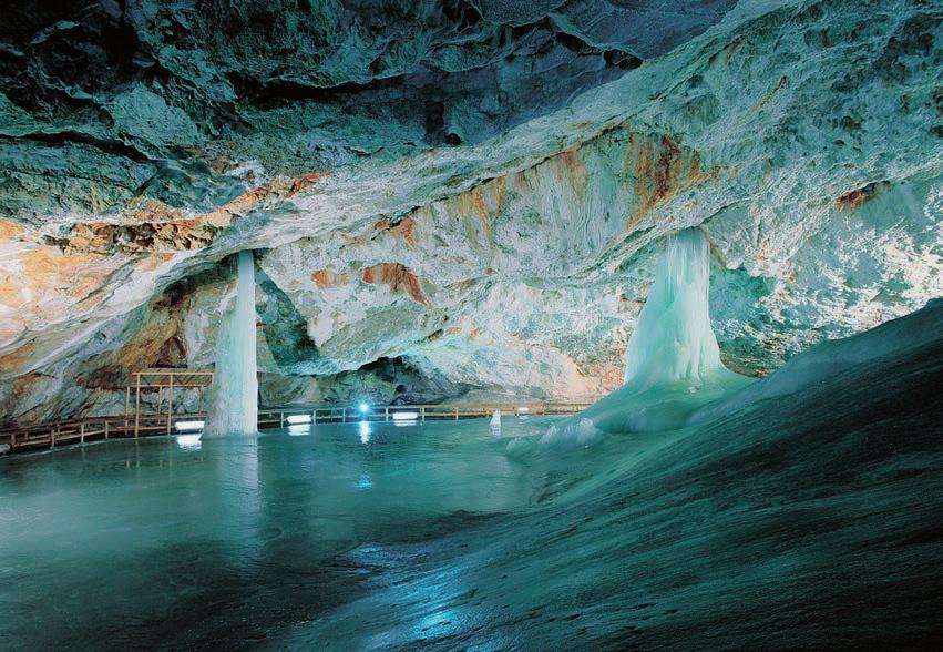 Gombasecká jaskyňa cave can be found at the foot of the plain Silická planina, approximately 10 km from the town of Rožňava.