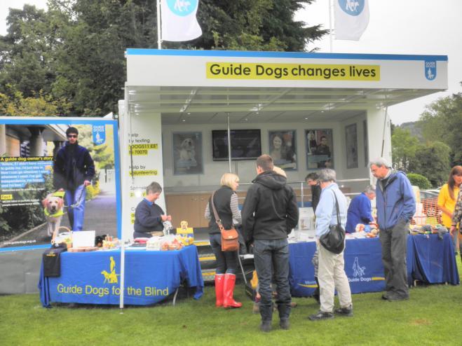 Events Let us know about your event We know our supporters do fantastic work in raising funds for Guide Dogs life-changing services.