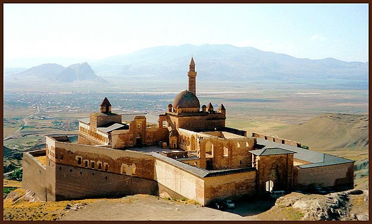 Ishak Pasha Palace routes between Byzantium, Persia, Syria, the Caucasus, and central Asia. In 1064 Alp-Arslan Sultan of Seljuk-Turks with his big army attacked Ani.