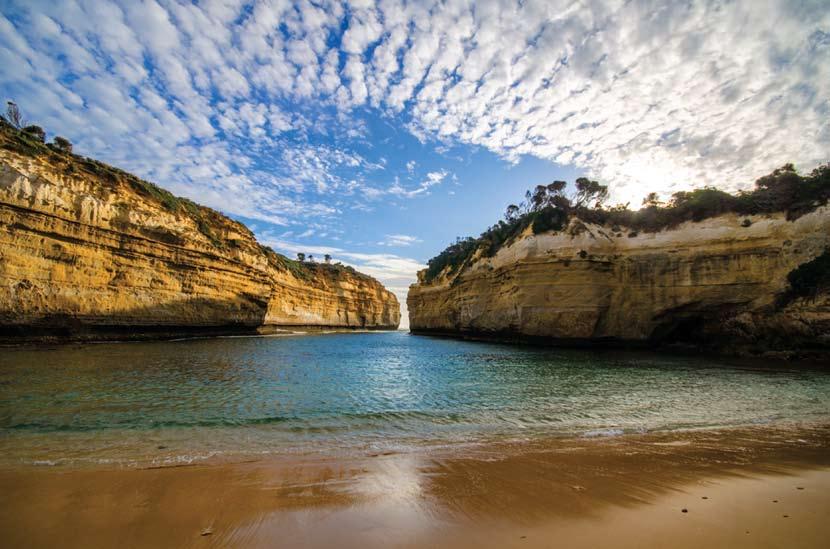 We then stop at several extraordinary rock formations along the Shipwreck Coast, including the 12 Apostles, Loch Ard Gorge and London Bridge.