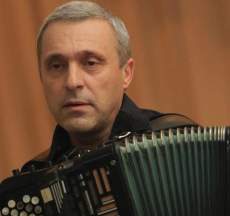 He teached and mentored many soloists and contestants for CIA- and other international competitions 1967 he was one of the founding members of the well-known Viennese Accordion Chamber Ensemble and