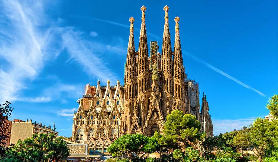 DAY 2 : WEDNESDAY 20 th SEPTEMBER 2017 Breakfast at the hotel served at 7:45 10:00 Sagrada