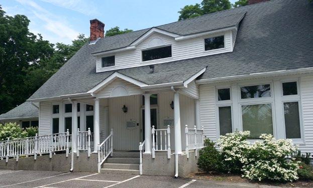 7290 267/269 middle country road smithtown, n e w y o r k 2,140 square feet building f upon request arranged Located in the heart of Smithtown at traffic light Abundant parking 24