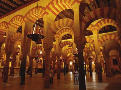 Overview Oh Spain how you dazzle us with architectural feats and artistic treats, enrich us with historic treasures and nourish us with sangria and tapas!