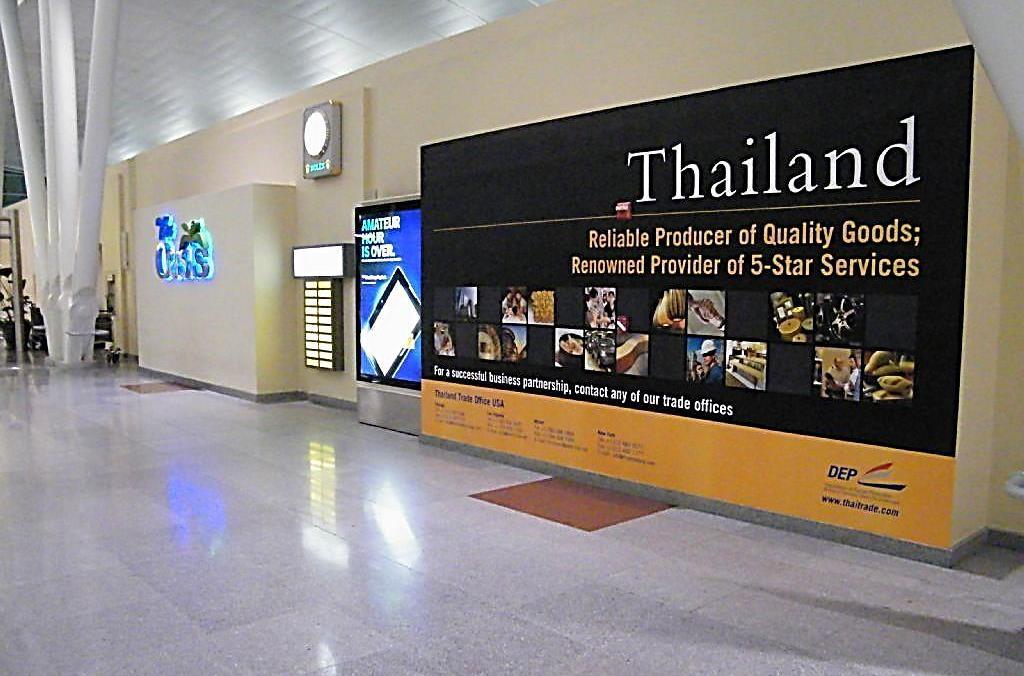 JFK Airport Terminal 4 Wall Wrap 1 Unit Product type: Wall Wrap Site Number: 4931 Target: VIP lounge Airlines: Delta, Virgin Atlantic, KLM, Emirates, Singapore Airlines Product Features Commercial