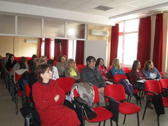 У Регионалном центру је одржан инструктивни и информативни састанак са представницима четири економске и десет техничких школа са територије Нишавског округа и представника Регионалног центра.