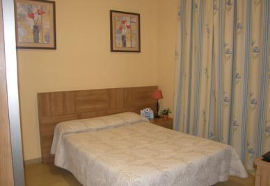 DOUBLE ROOMS: 565 Euros in total per person (2 students) TRIPLE ROOMS: 508 Euros in