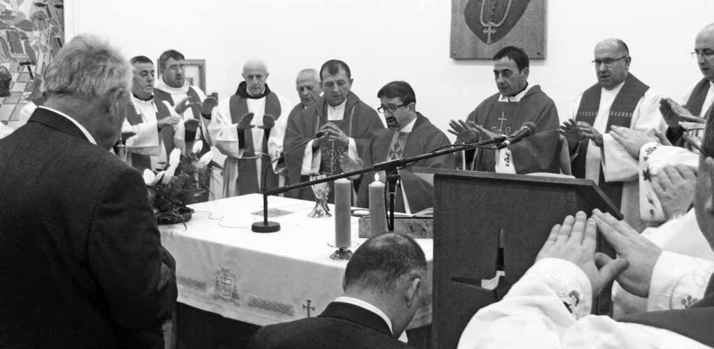 kapelanija nosi ime. Svečanu svetu misu u zajedništvu s još dvadesetak svećenika predvodio je fra Frano Musić, biskupski vikar za pastoral MUP-a u Vojnom ordinarijatu.