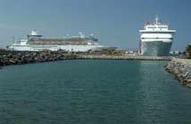 By sea The Port of Ensenada measures 16 hectares. Its installations consist of two mooring positions for mega cruise ships of up to 3 thousand 200 passengers, and a marina with space for 178 slips.