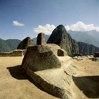 Machu Picchu ( Forgotten City) Discovered in 1911 Some believed it was a high city in the Andes Mountains They found Palaces, temples, fortress and a