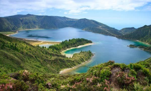 AZORES OUR SELECTION OF TOURS THE AZORES DAILY DEPARTURES Summary SÃO MIGUEL FAIAL PICO. The 3-Island Tour 8 days.p.