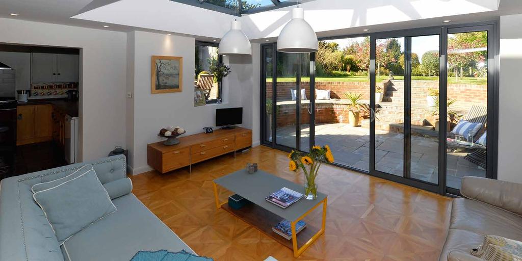 24 25 REAL ALUMINIUM SLIDING PATIO DOORS REAL ALUMINIUM SLIDING PATIO DOORS SLIDING PATIO DOORS Create a feeling of light and space using an expanse of uninterrupted glass with the REAL Aluminium
