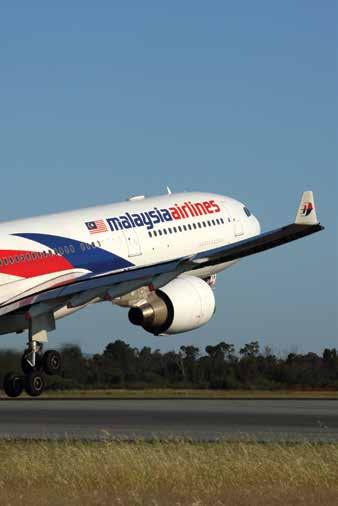 ADDENDUM Career pilot takes top job at Malaysia Airlines Malaysia Airlines Berhad (MAB) quickly appointed a successor to Peter Bellew after the Irishman accepted Ryanair s offer to return to his