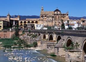 Ronda is said to have the oldest Bullring in Spain, there is also Santa Maria church and the impressive bridges.