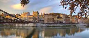 Hotels Rhone Valley LYON HÔTEL GLOBE & CECIL This elegant building, dating back to 1875, is located in the heart of the old part of Lyon a few steps from Bellecour place. Safe, lift, A/C, WiFi.