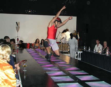 D2 Danza contemporary art dancers, Juan de