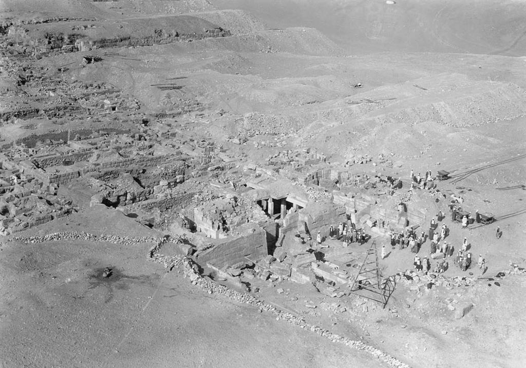 Senedjemib Complex at bottom right. 17 November 1912. HU BMFA Exp. Ph.