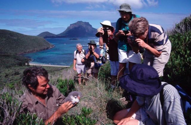 Trip ossier 8 ay Lord Howe Island Accommodated Tour 28th October 4th November 2017 Howe Island is breathtakingly beautiful and one of the world s most fascinating natural history destinations.