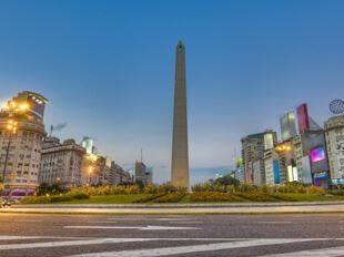 Day 9 BUENOS AIRES CITY TOUR Explore the Argentine capital and bask in its incredible diversity on a half-day city tour.