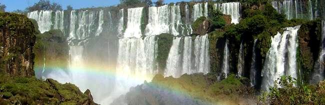 06 Nov IGUAZÚ FALLS (B) Private full day tour of the Argentine & Brazilian sides of the falls Flowing between the Argentine and Brazilian border and surrounded by lush tropical rainforest, there are