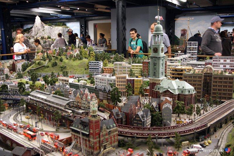 22 Miniatur Wunderland : largest model railway in the world and by far