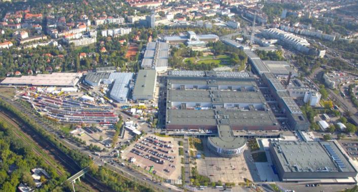 Messe Berlin GmbH 180,000 m² of hall area 100,000 m² of