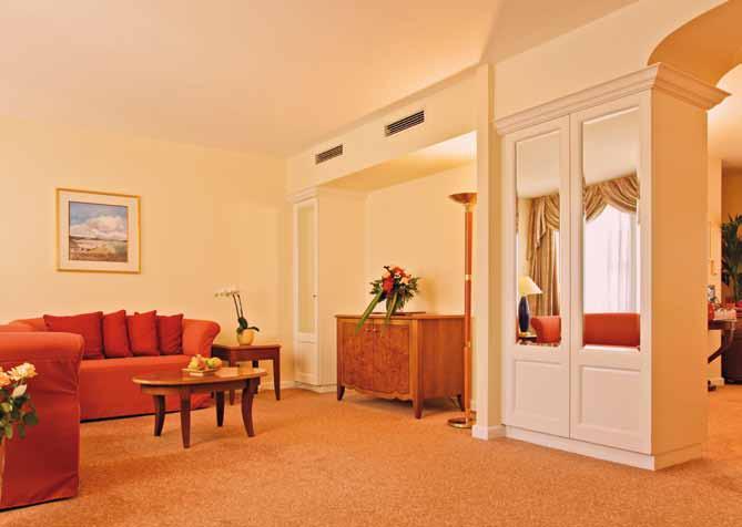 You can choose between four different room categories: Classic, Superior Class, Business Class and Suites. Allow the unique charm of this historic Hotel to weave its spell on you.