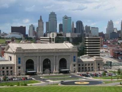 Kansas City Largest city in Missouri Confluence of the Missouri and Kansas rivers.