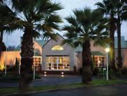 The hotel is 5 minutes from Bellville CBD, next to Parc du Cap office park in Tygervalley, close to the Stellenbosch Business School and the conference/athletics stadium at the Bellville Veladrome.