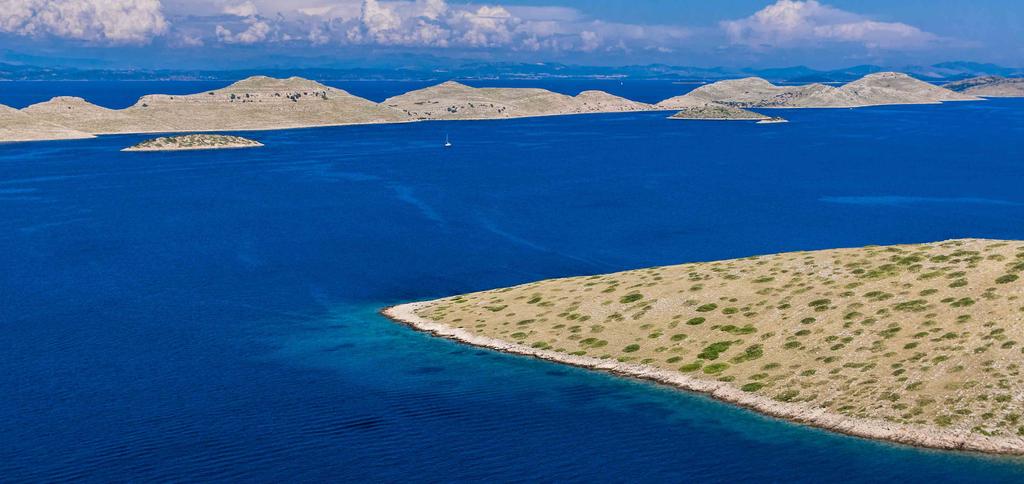 Day 5 5. National Park Kornati In the morning hours you will meet up with your skipper and set sail for the National Park Kornati.