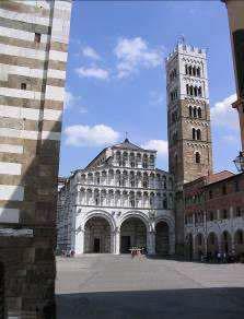 Tour FULL DAY PISA & LUCCA (Approx.