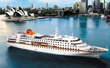 Tourism TUI Cruises Hapag-Lloyd Cruises